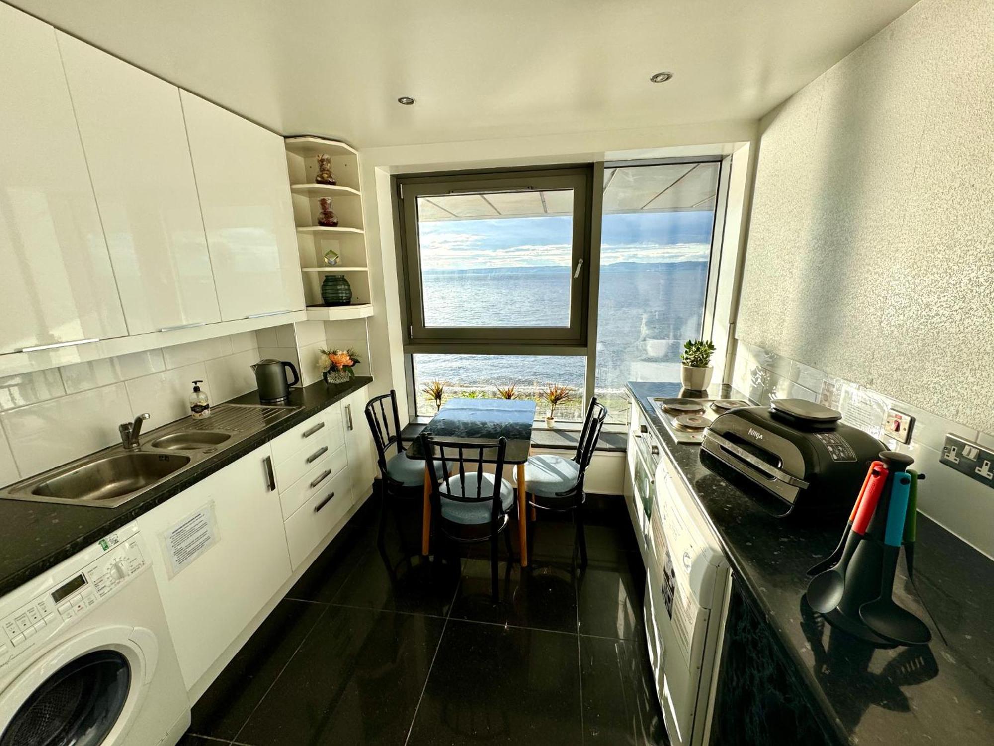 Ocean Park Apartments - Oceanfront - Free Parking And Fast Wifi EDI Exterior foto